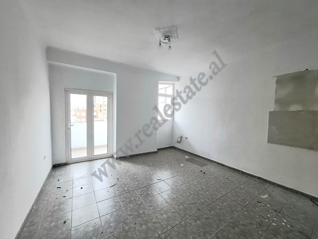 Two bedroom apartment for sale near Arkitekt Kasemi street in Tirana.&nbsp;
The apartment it is pos